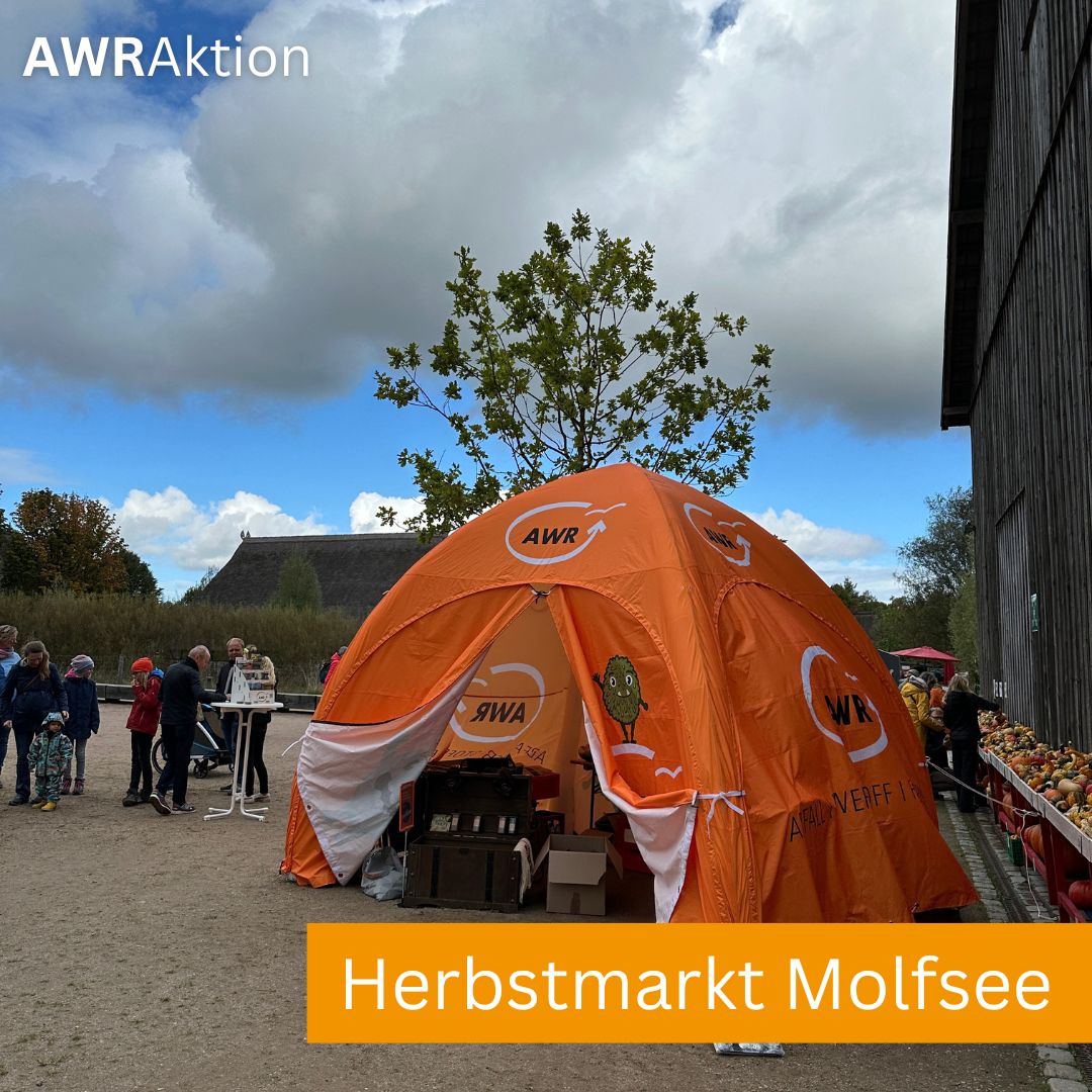 Ein Präsentatioszelt der AWR auf dem Herbstmarkt in Molfsee